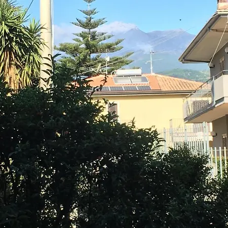 Etna Sicilian House Nyaraló *