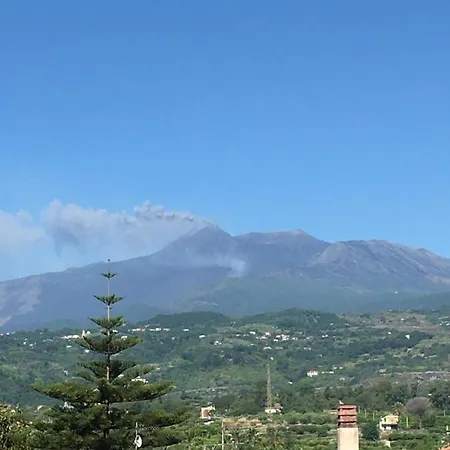 Nyaraló Etna Sicilian House